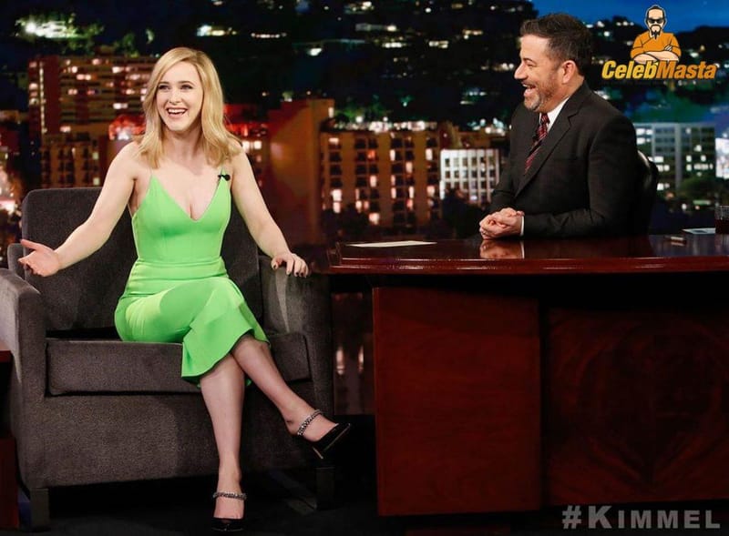 Rachel Brosnahan Pics Gallery photo 4