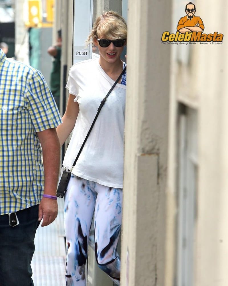Taylor Swift Pics Collection photo 1