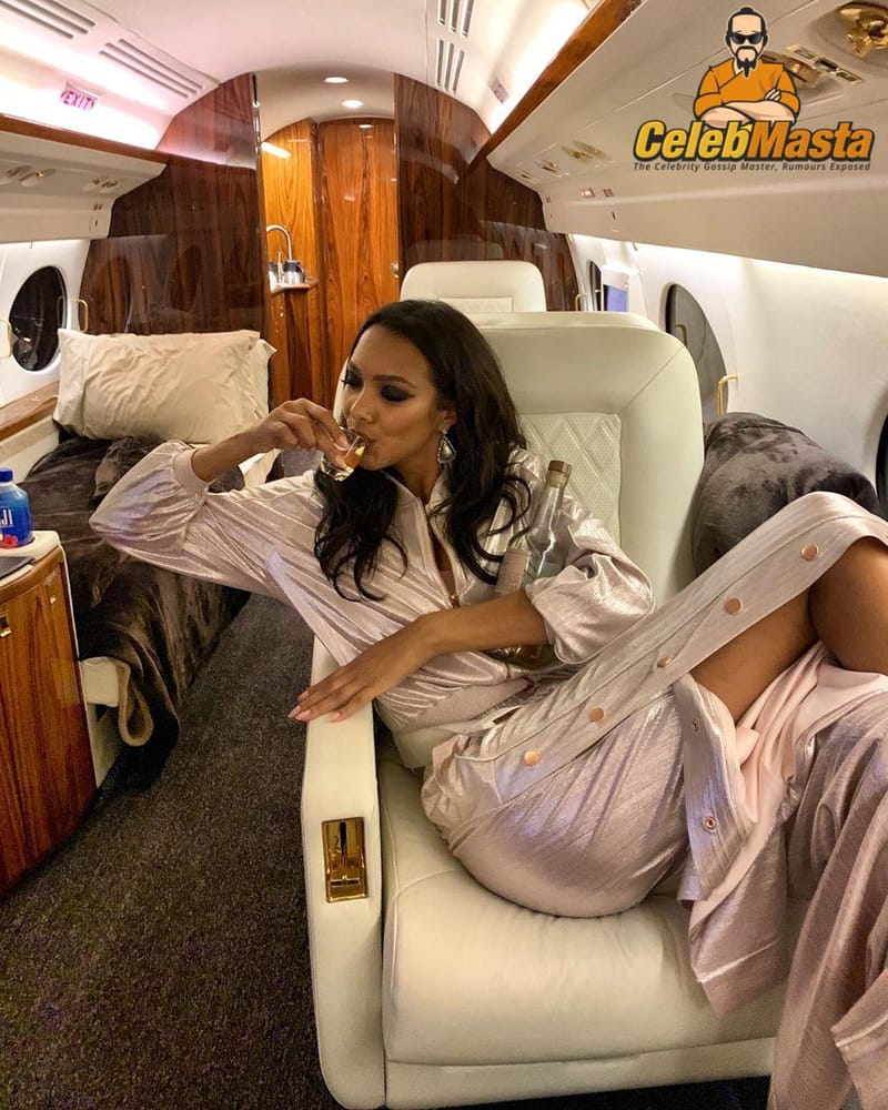 Lais Ribeiro Photo Set photo 3