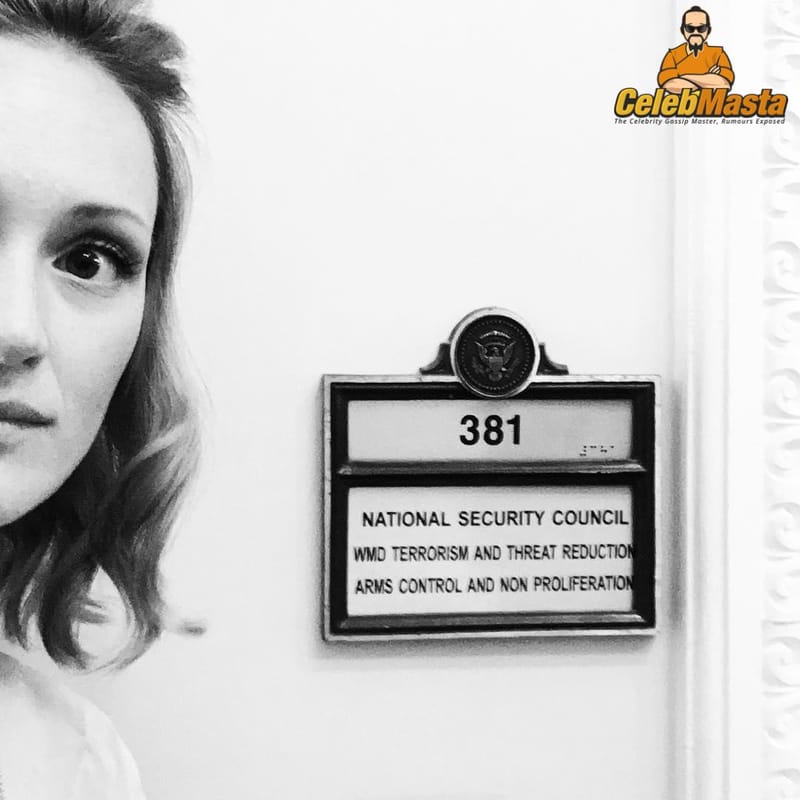 Kerry Bishe Photo Set photo 3