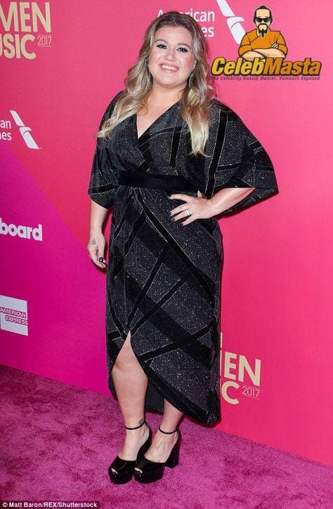 Kelly Clarkson Pics Gallery photo 3