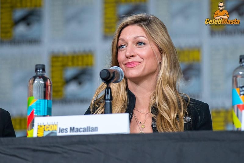 Jes Macallan Photo Set photo 4