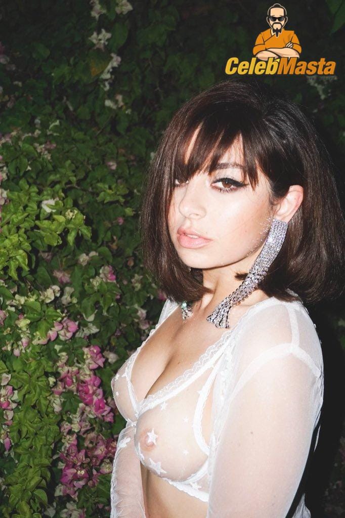 Charli XCX Pics Collection photo 4