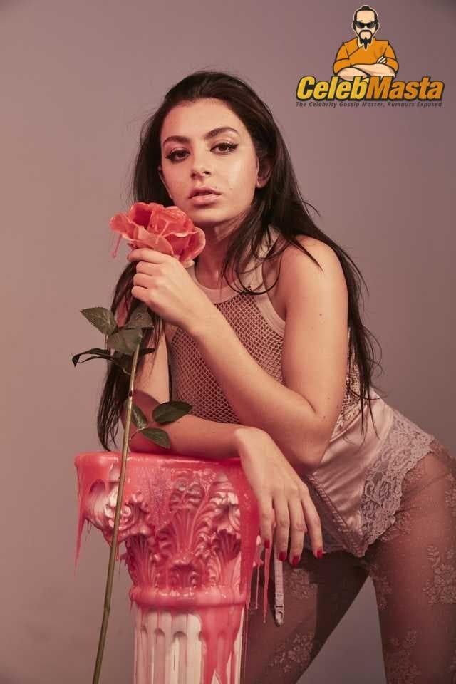 Charli XCX Pics Gallery photo 3