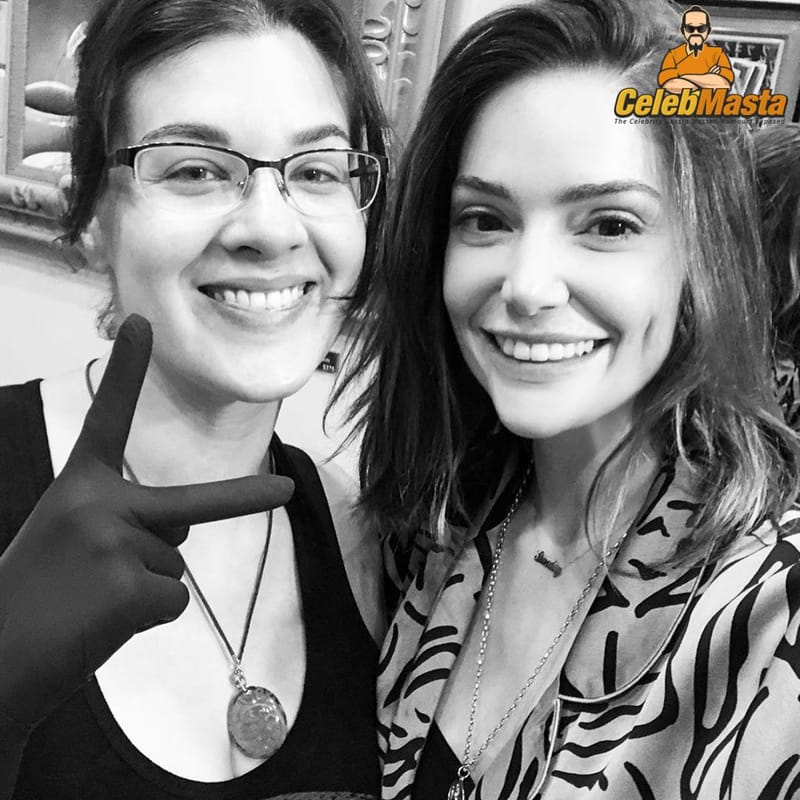 Photo Gallery: Janet Montgomery photo 4