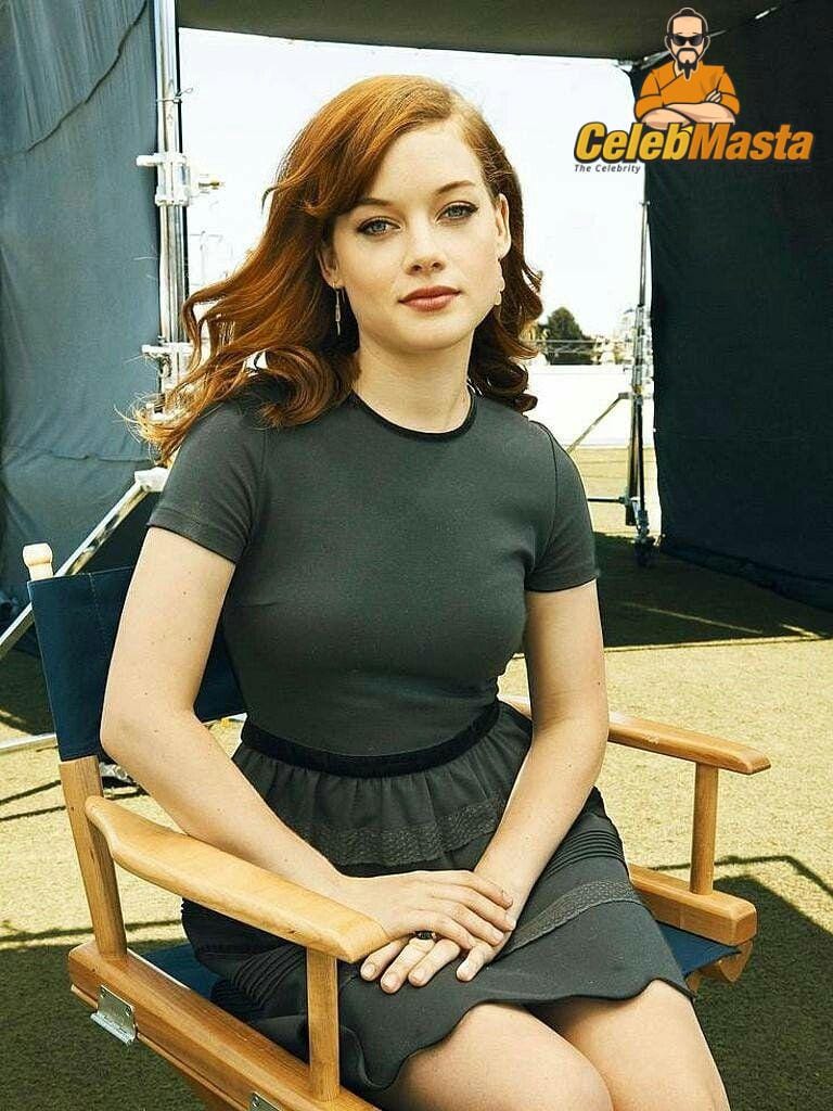 Jane Levy Photo Gallery photo 3