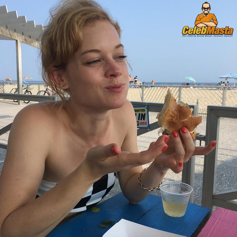 Jane Levy Photo Set photo 3