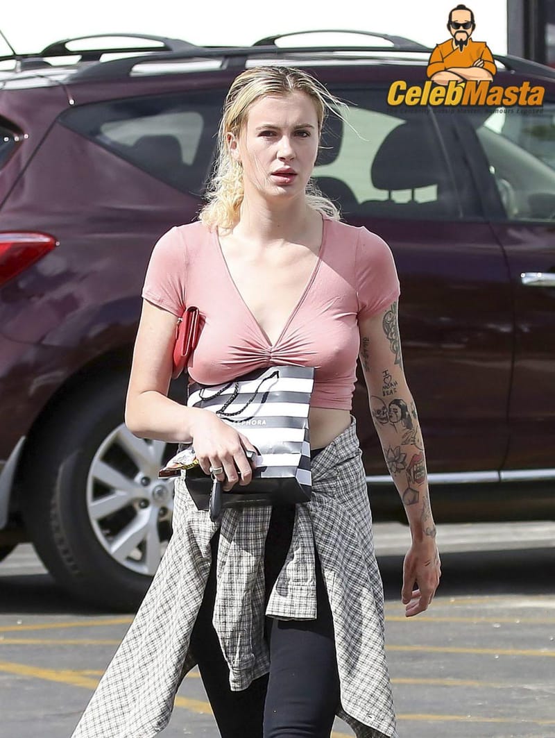 Ireland Baldwin Photo Collection photo 1