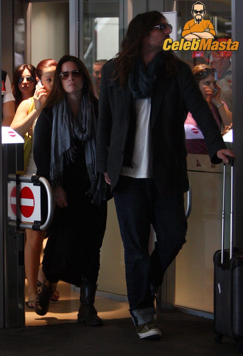 Holly Marie Combs Photo Gallery photo 2