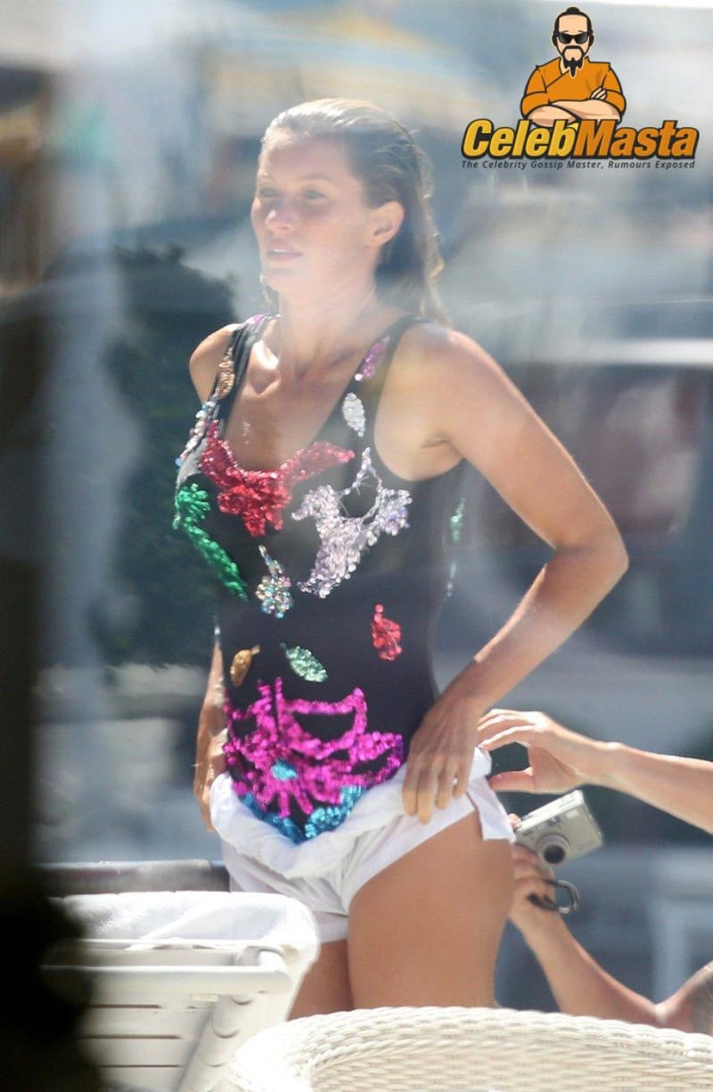 Gisele Bundchen Photo Gallery photo 3