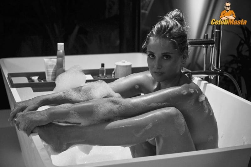 Genevieve Morton Photo Collection photo 2