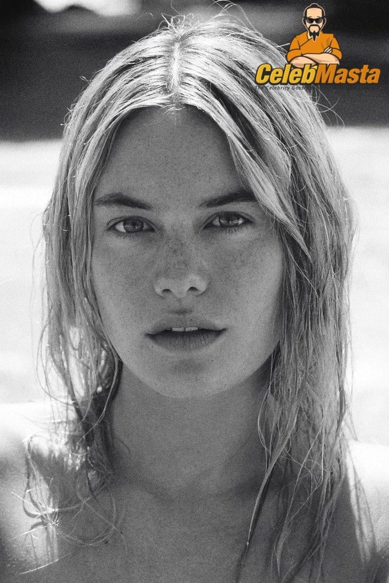 Camille Rowe Photo Collection photo 4
