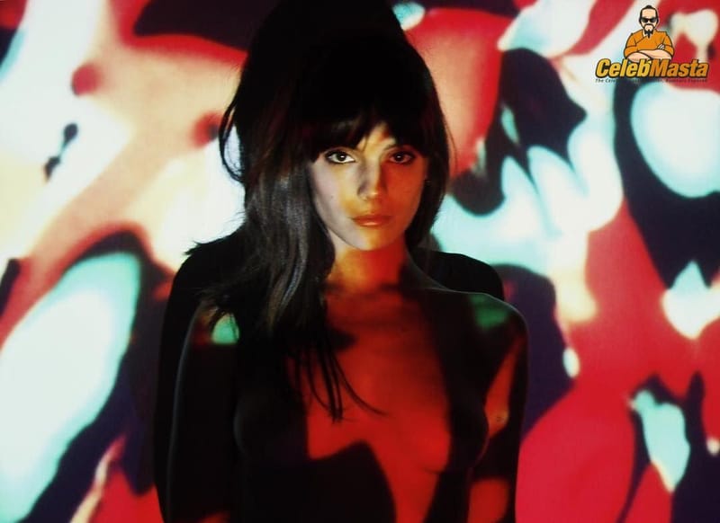 Photo Gallery: Caitlin Stasey photo 3