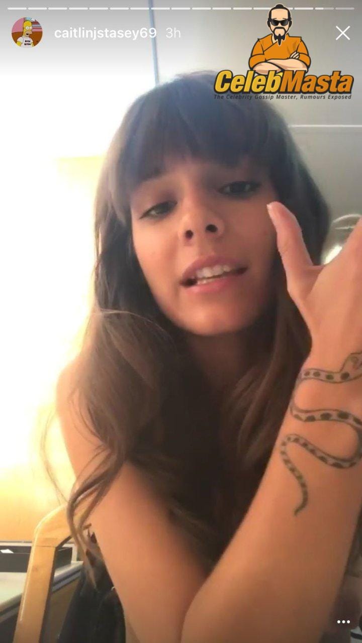 Caitlin Stasey Photo Gallery photo 2