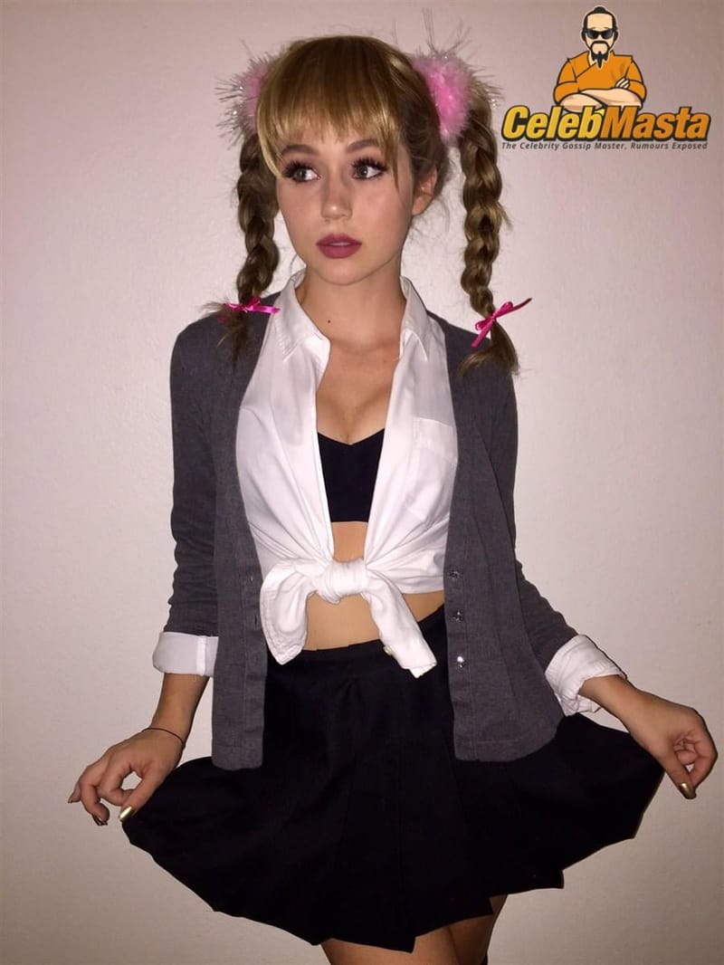 Photo Gallery: Brec Bassinger photo 4