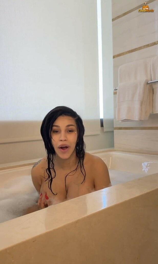 Cardi B Pics Collection photo 3
