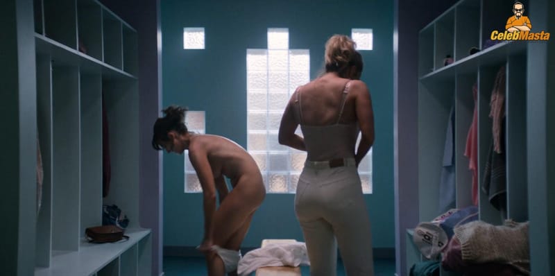 Photo Gallery: Betty Gilpin photo 2