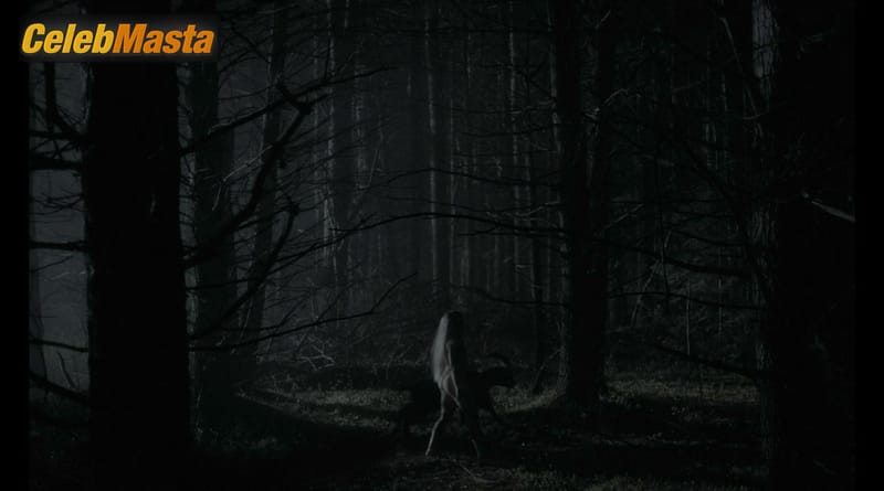Anya Taylor-Joy Scene Photos Gallery from The Witch photo 4