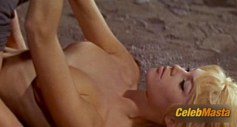 Brigitte Bardot Photo Collection from The Night Heaven Fell photo 2
