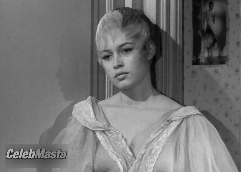 Photo Gallery: Brigitte Bardot in Plucking The Daisy photo 4