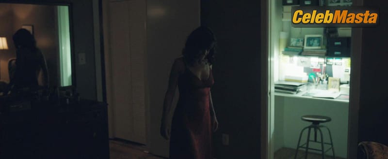 Photo Gallery: Carla Gugino in Wolves photo 2