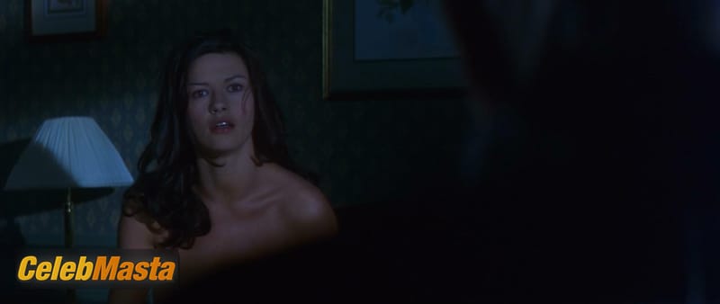 Catherine Zeta-Jones Photo Set from Entrapment photo 3