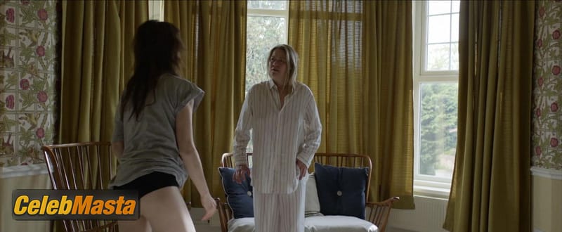 Photo Gallery: Charlotte Gainsbourg in The Almond And The Seahorse photo 3