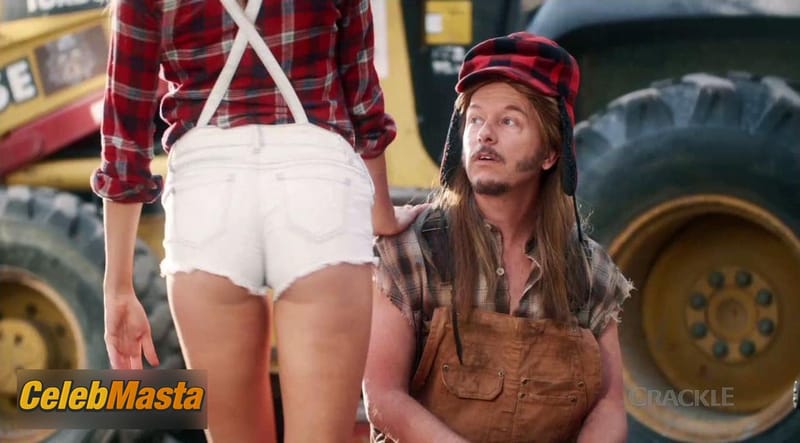 Photo Gallery: Charlotte McKinney in Joe Dirt 2 photo 2