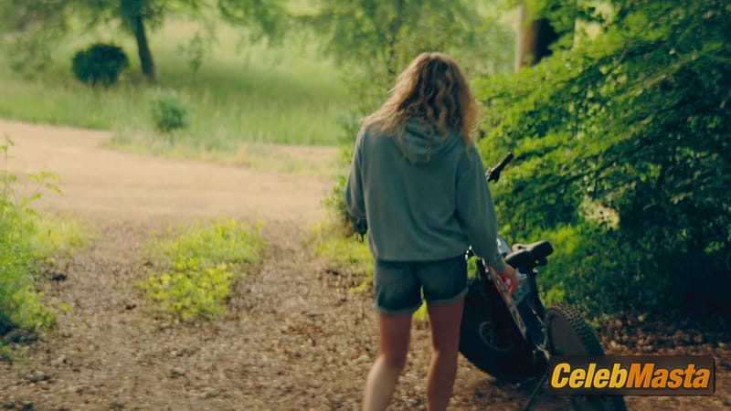 Photo Gallery: Chloe Grace Moretz in The Peripheral photo 2