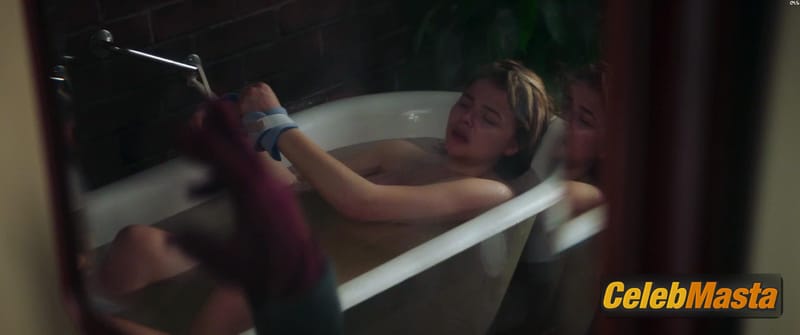 Chloe Grace Moretz Scene Photos Gallery from Greta photo 2