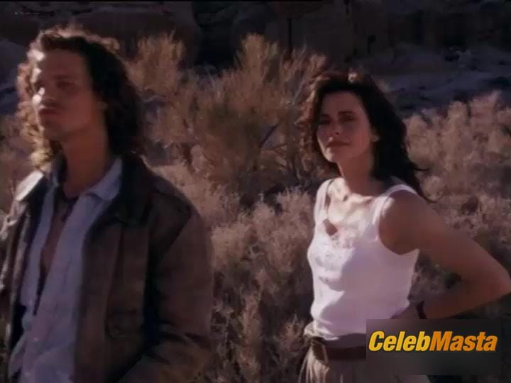 Courteney Cox Photo Set from Blue Desert photo 4