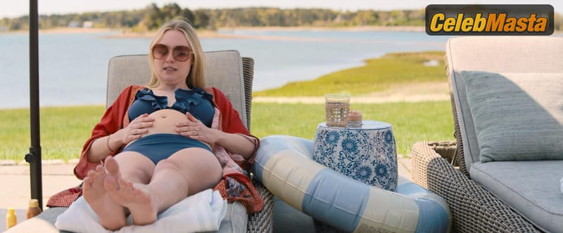Photo Gallery: Dakota Fanning in The Perfect Couple photo 1