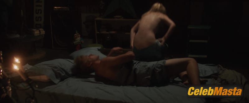 Dakota Fanning Photo Set from Very Good Girls photo 1