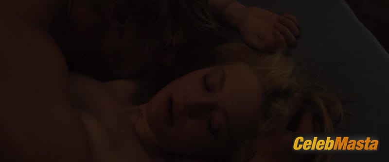 Dakota Fanning Photo Set from Very Good Girls photo 2