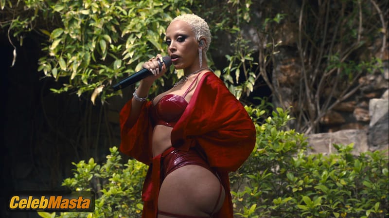 Doja Cat Scene Photos Gallery from Victoria’s Secret The Tour ’23 photo 3