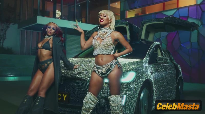 Photo Gallery: Doja Cat in Ladies First A Story Of Women In Hip-hop photo 2