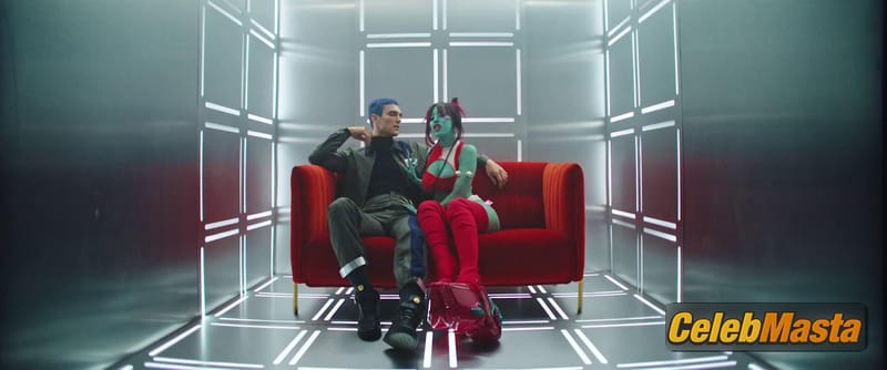 Photo Gallery: Doja Cat in Need To Know photo 3