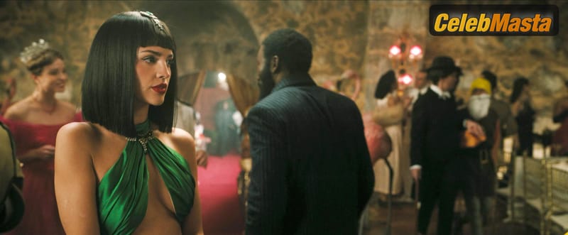 Photo Gallery: Eiza Gonzalez in The Ministry Of Ungentlemanly Warfare photo 3