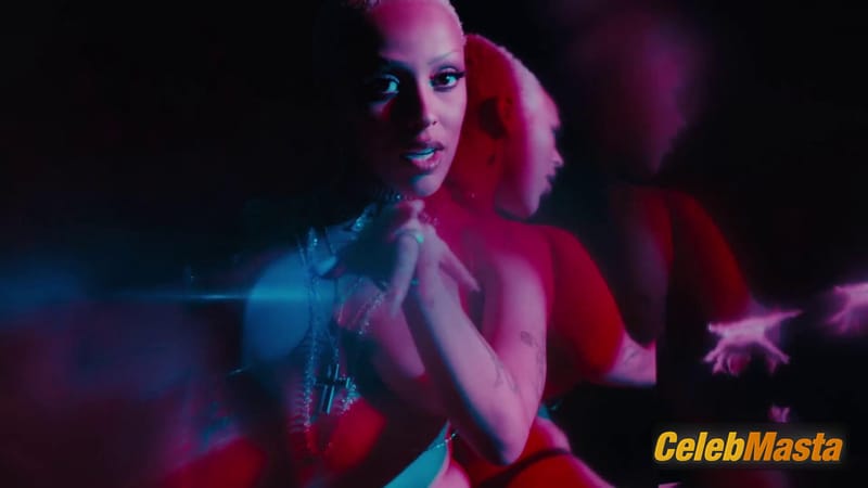 Doja Cat Photo Set from Attention photo 3