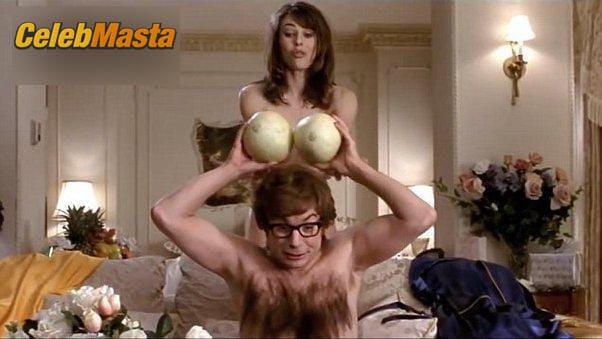 Photo Gallery: Elizabeth Hurley in Austin Powers International Man Of Mystery photo 1