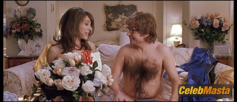 Photo Gallery: Elizabeth Hurley in Austin Powers International Man Of Mystery photo 2