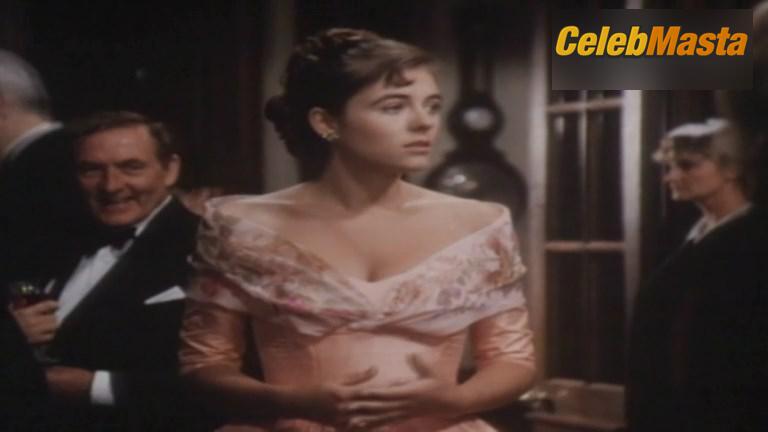 Elizabeth Hurley Photo Set from Act Of Will photo 1