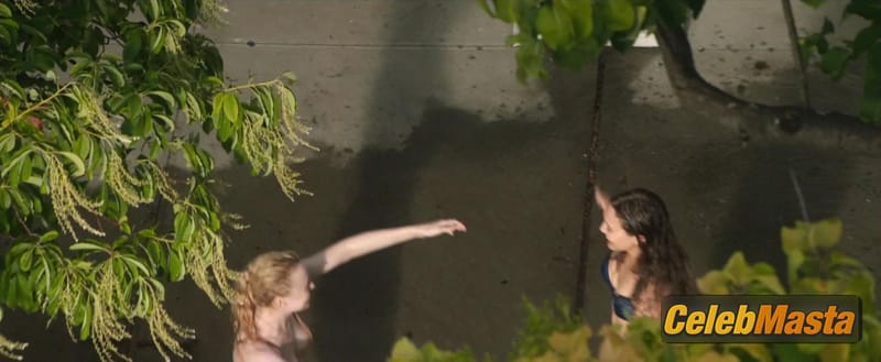 Elizabeth Olsen Photo Collection from Very Good Girls photo 3