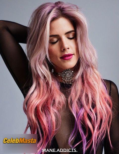 Emily Bett Rickards Photo Gallery: Sexy For Mane Addicts Muse photo 4