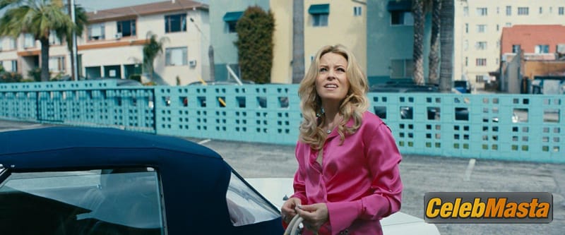 Photo Gallery: Elizabeth Banks in Skincare photo 3