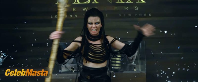 Elizabeth Banks Scene Photos Gallery from Power Rangers photo 1