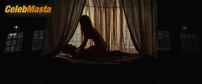 Photo Gallery: Emily Browning in American Gods photo 2