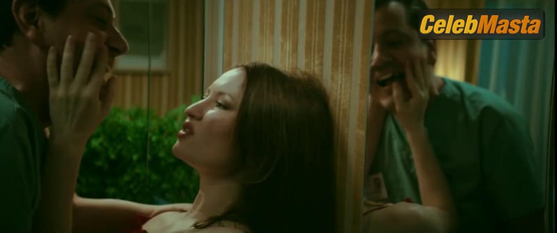 Photo Gallery: Emily Browning in One More Shot photo 3