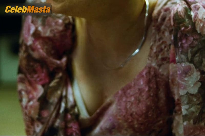 Emma Stone Photo Collection from Bugonia photo 2