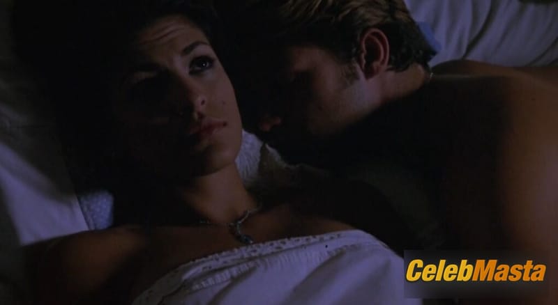 Photo Gallery: Eva Mendes in Chldrn Of The Corn V Fields Of Terror photo 4